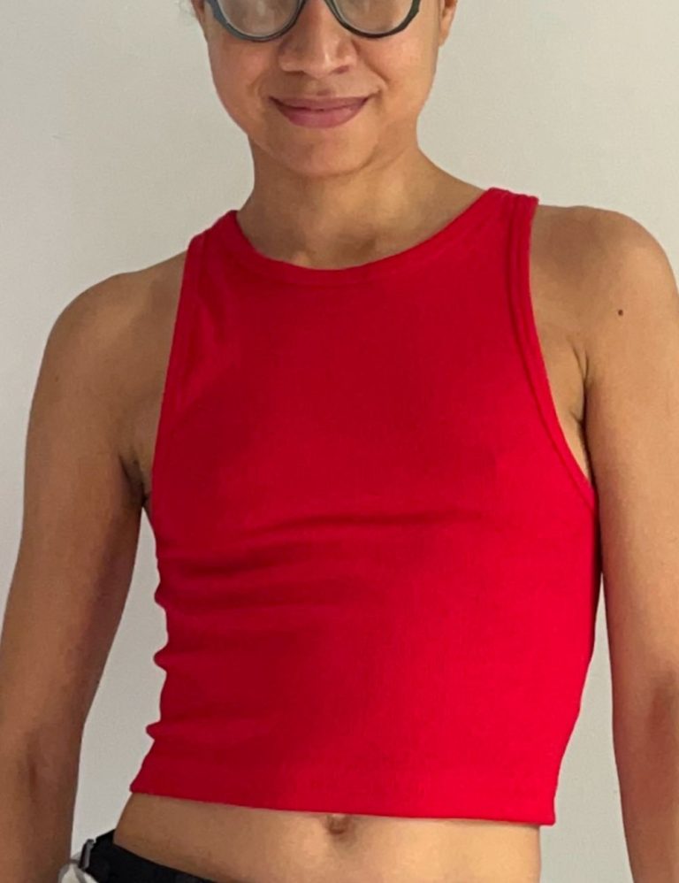 Style Tips For Small Boobs: 9 Ways to Look Sexy With Small Breasts